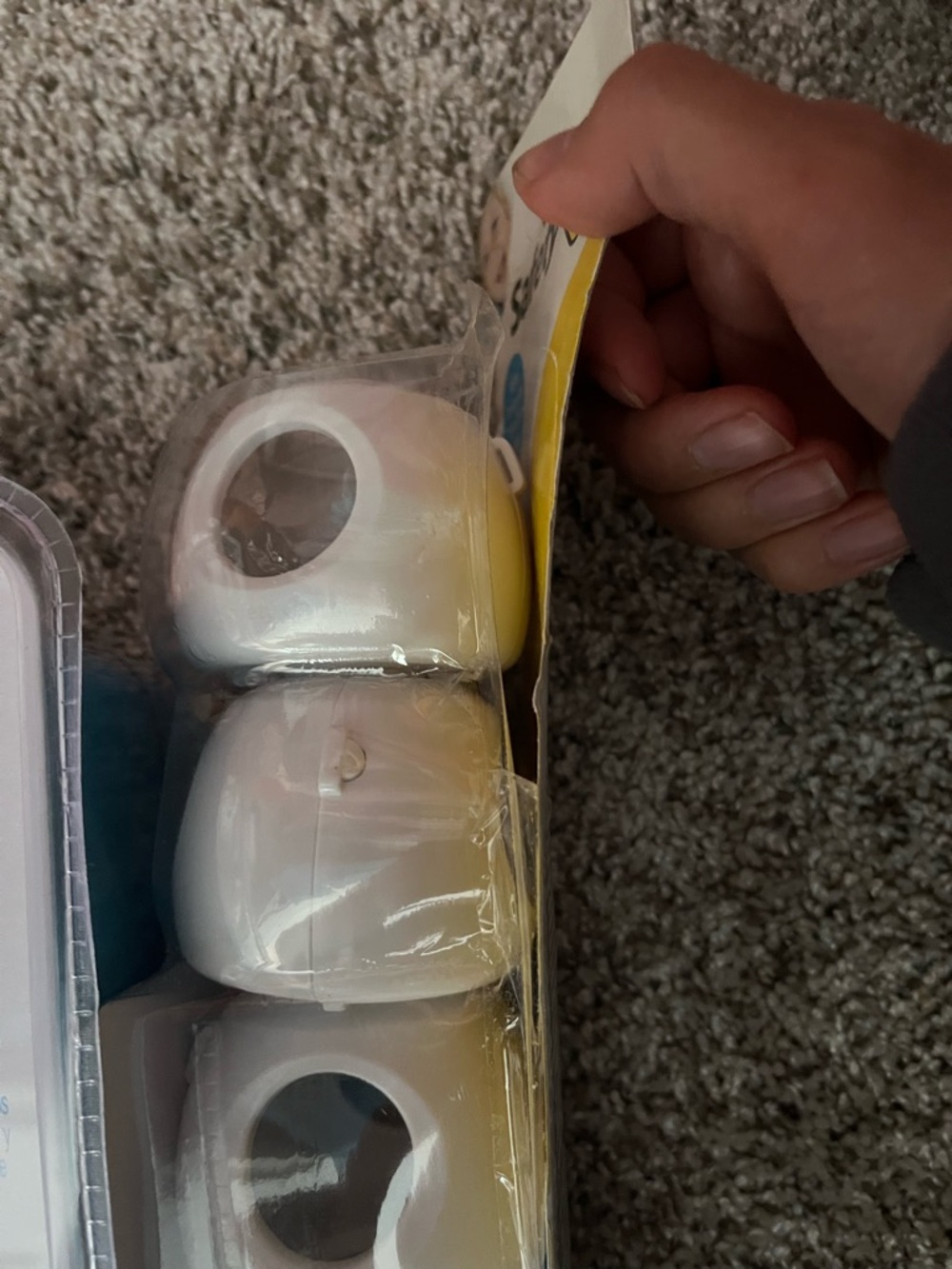 Childproofing basics kit - Picture 3 of 3